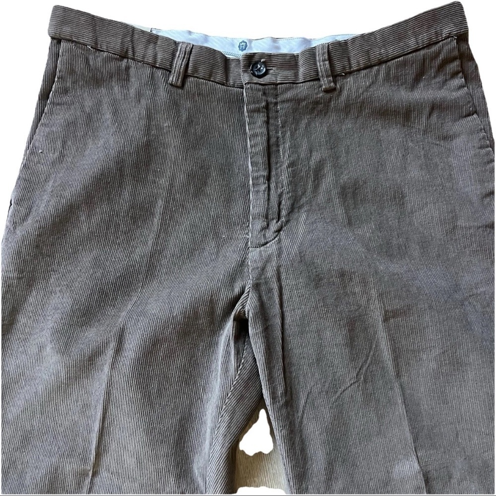 Haggar Pants Mens 38x30 Brown Classic Fit Premium Stretch Corduroy Comfort Waist